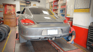 韓泰K127 235/40R18 265/40R18 輪胎 Porsche Cayman- 換胎日記