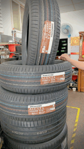 普利司通 Alenza001 235/60R18 HONDA CRV- 換胎日記